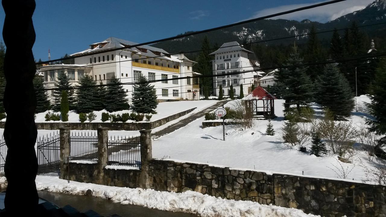 Taverna Ceahlau Durau Exterior foto